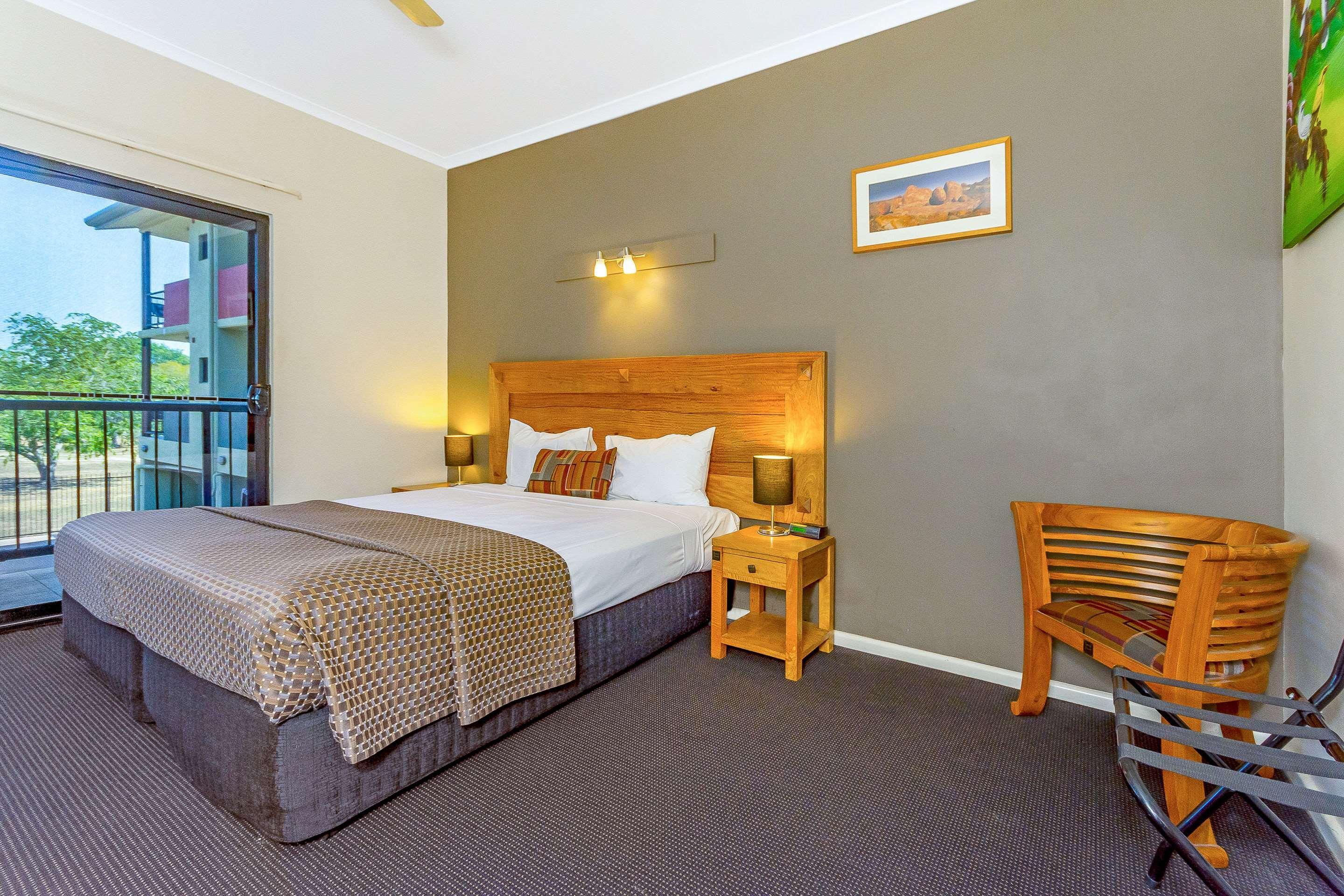 Quality Hotel Darwin Airport Exterior foto A room at the hotel