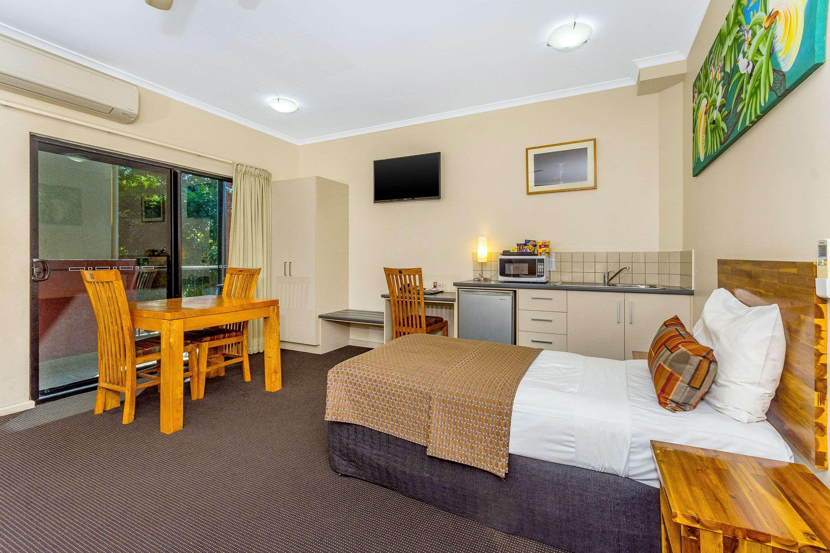 Quality Hotel Darwin Airport Exterior foto Studio Suite