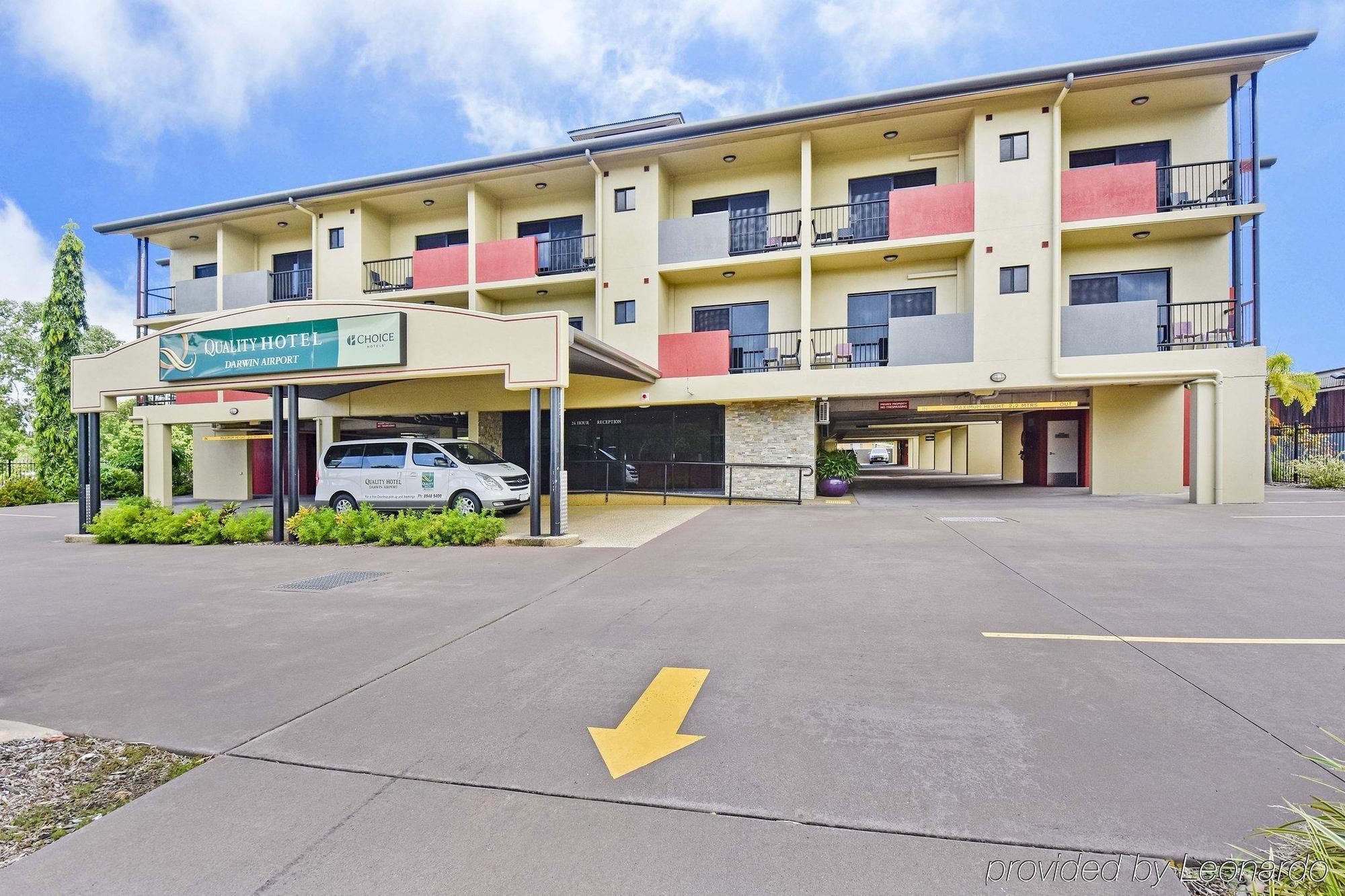 Quality Hotel Darwin Airport Exterior foto The hotel in 2015